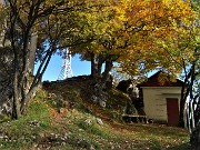 47 Baitello-bivacco  G-E-S.P. in vetta al Monte Zucco (1232 m)